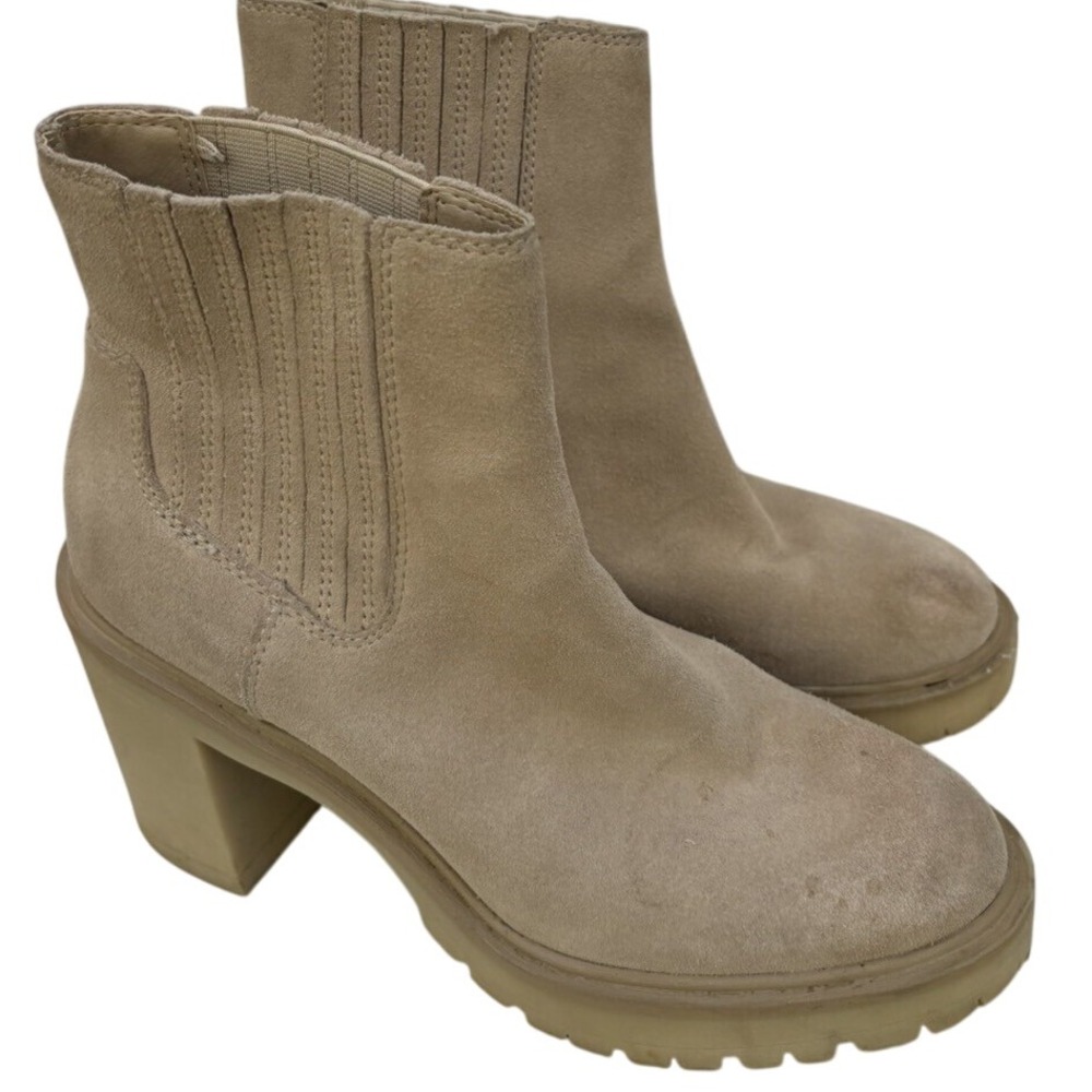 Dolce Vita Women's Cream Suede Platform Chelsea Boots Size 8.5